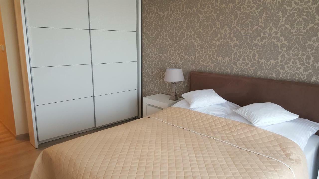 Wroclaw Apartamenty Kepa Mieszczanska 외부 사진