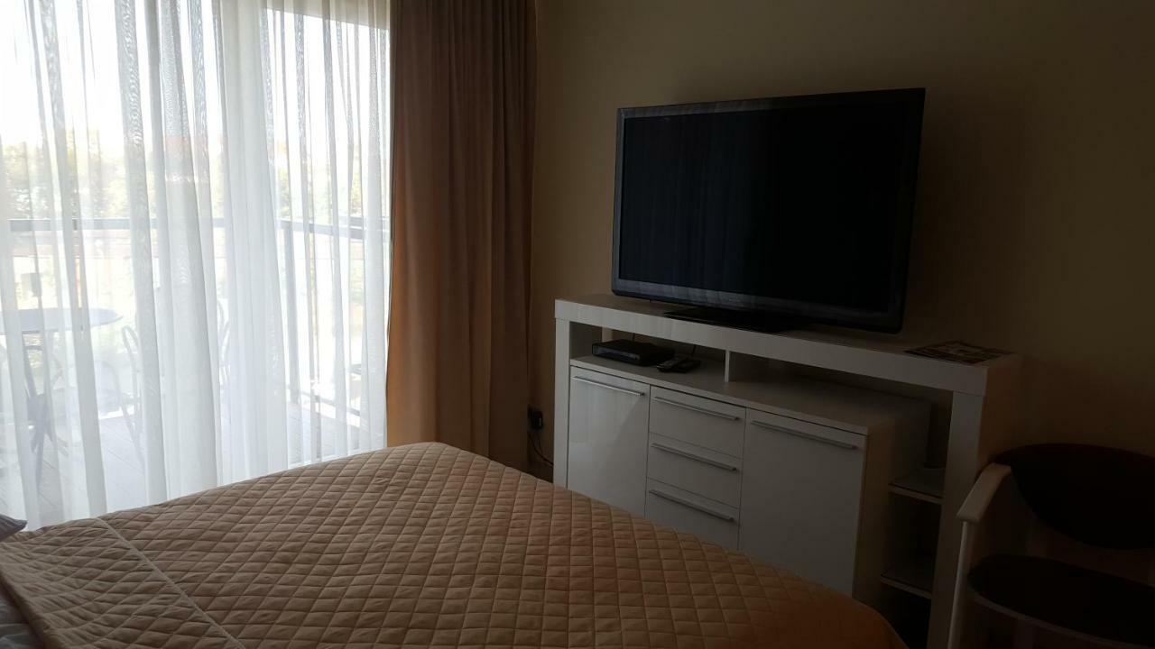 Wroclaw Apartamenty Kepa Mieszczanska 외부 사진
